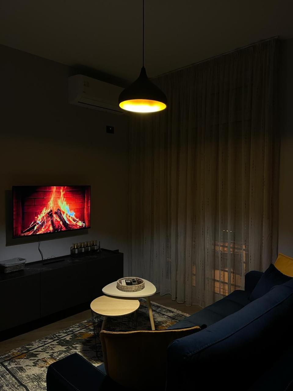Am Apartment Тирана Экстерьер фото