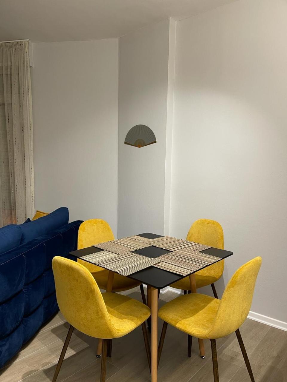 Am Apartment Тирана Экстерьер фото