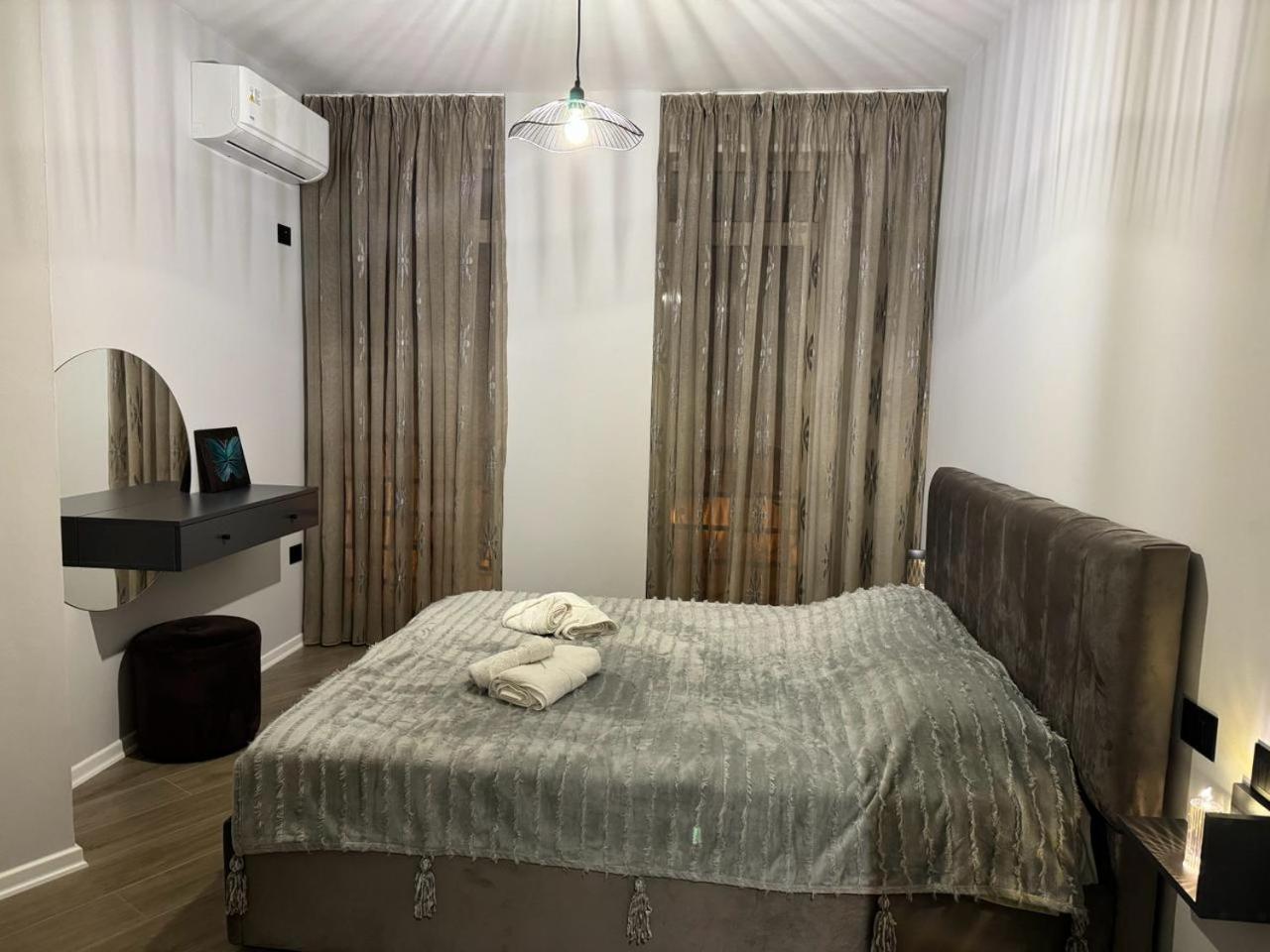 Am Apartment Тирана Экстерьер фото