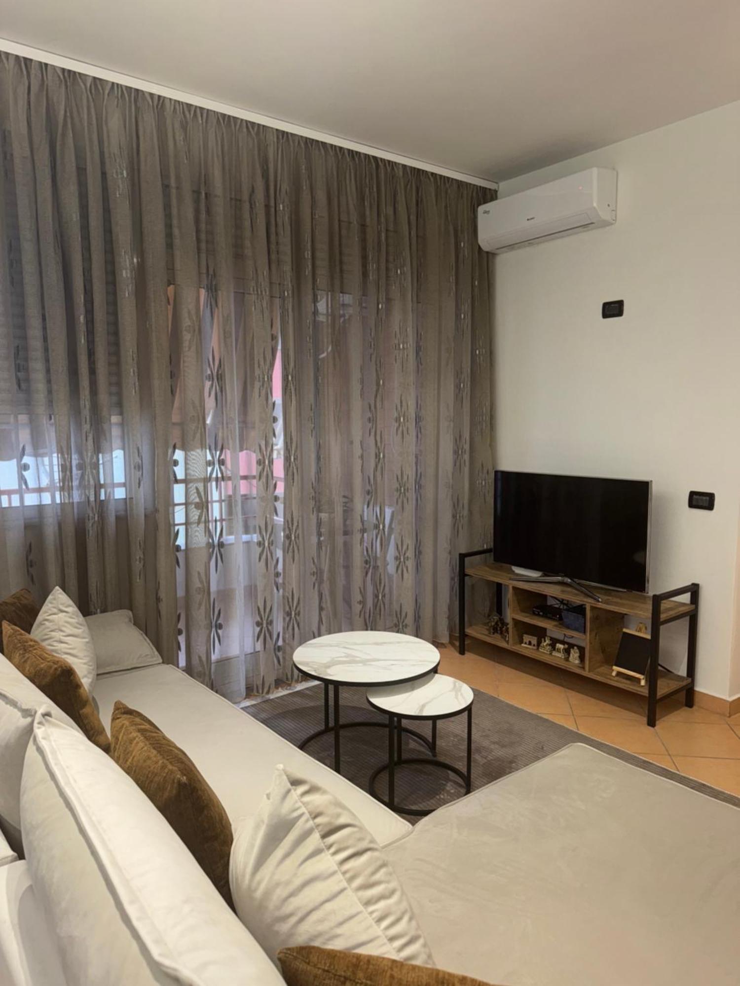 Am Apartment Тирана Экстерьер фото